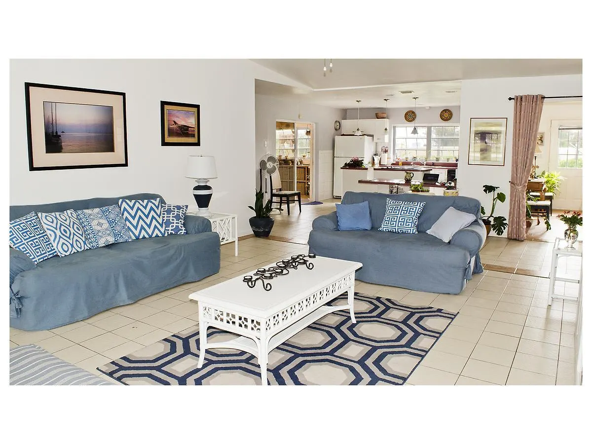 Silver Point Villa Freeport 0*,