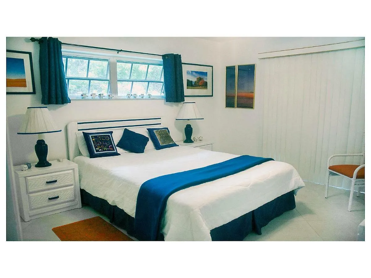 Silver Point Villa Freeport 0*,